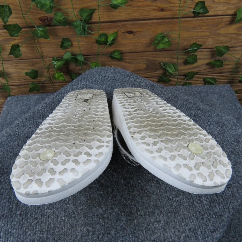 Skechers Foamies Cali Breeze 2.0 Women's 8 White Rhinestone Thong Sandal Comfort